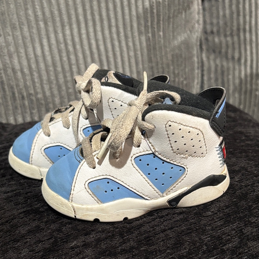 Kids Blue and White High-Top Sneakers